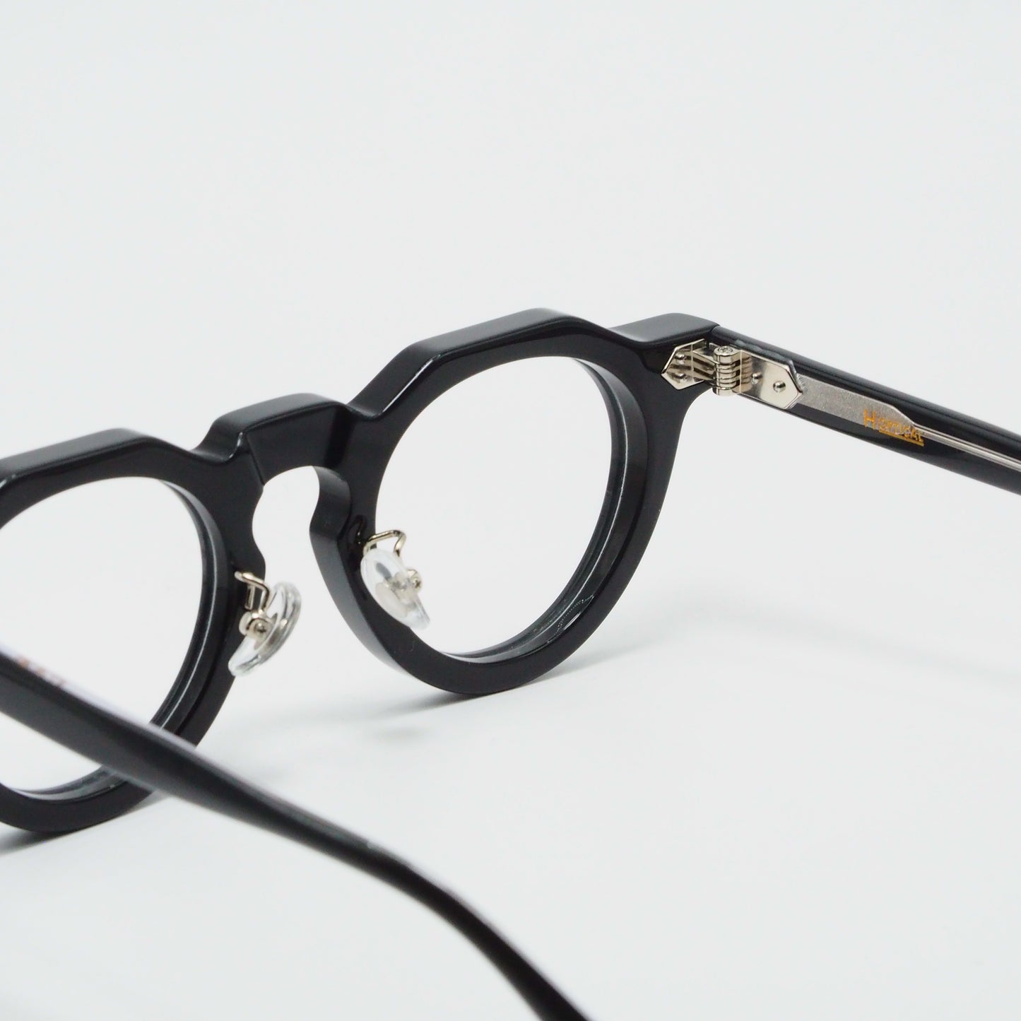 H-03 | BLK-CLR