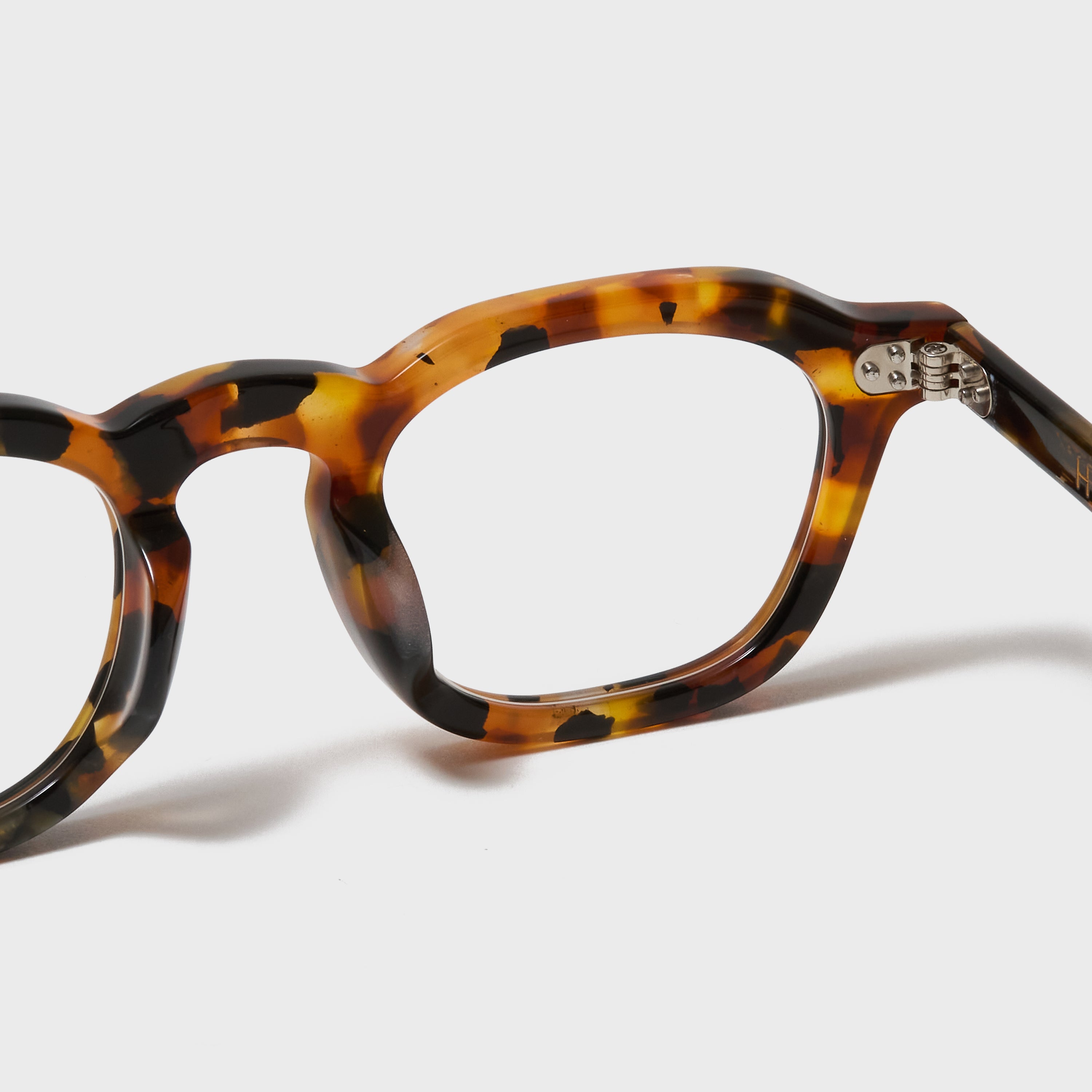 H-09 | MATT DEMI-PT.GRY – H OPTICAL
