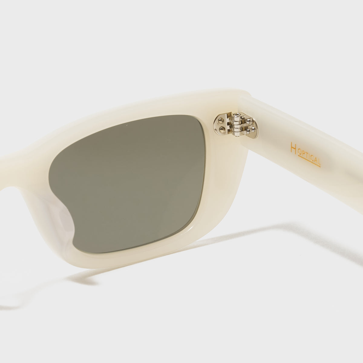 H-18 | BONE WHT-GRN