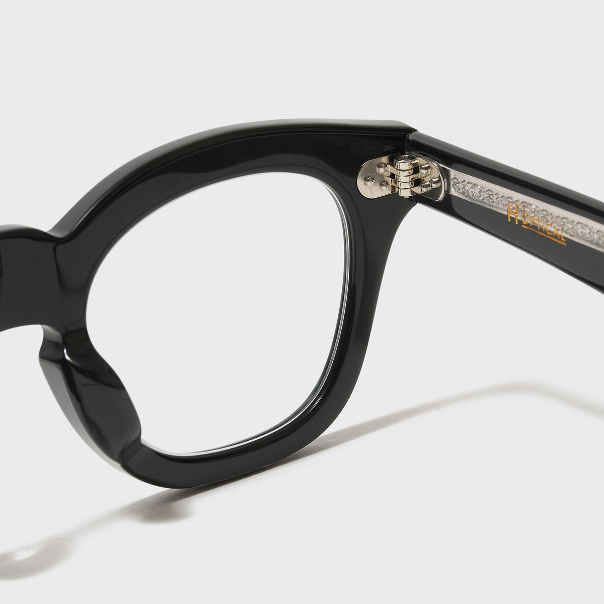 H-06 | BLK-CLR
